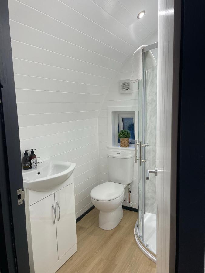 Apex Studio Pod & Jacuzzi Bath 포트 윌리엄 외부 사진